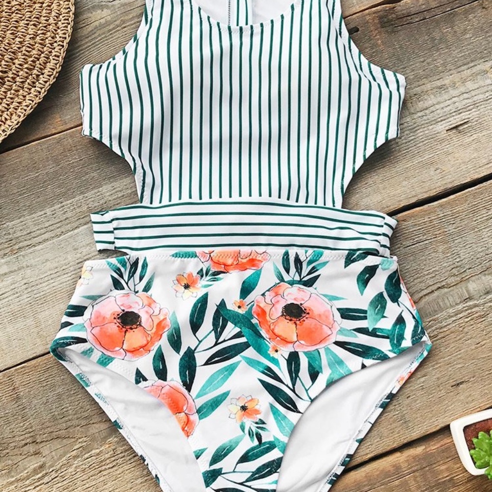 NWT Cupshe Miss U Poppy Print One-Piece Swimsuit